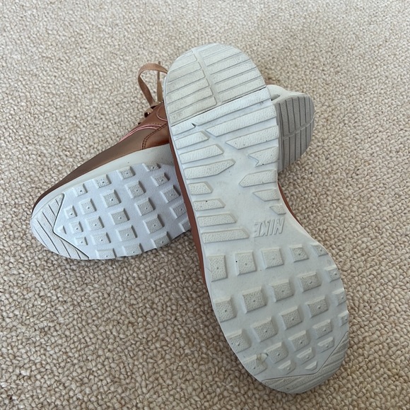 Nike Air Max Thea - Picture 3 of 4